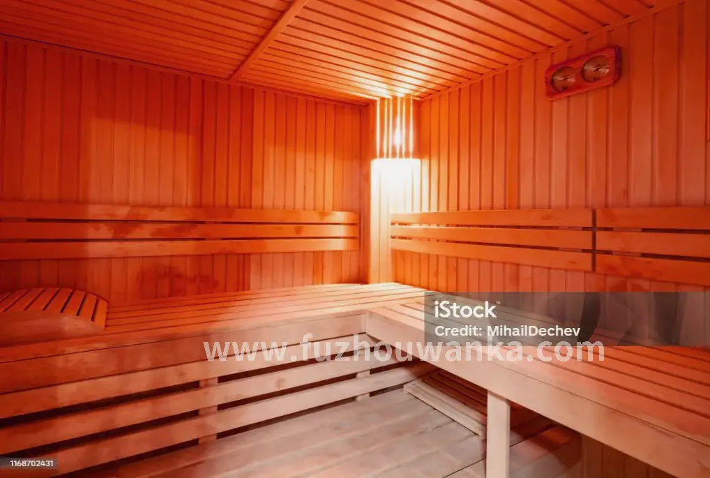 按摩师正在进行手法放松